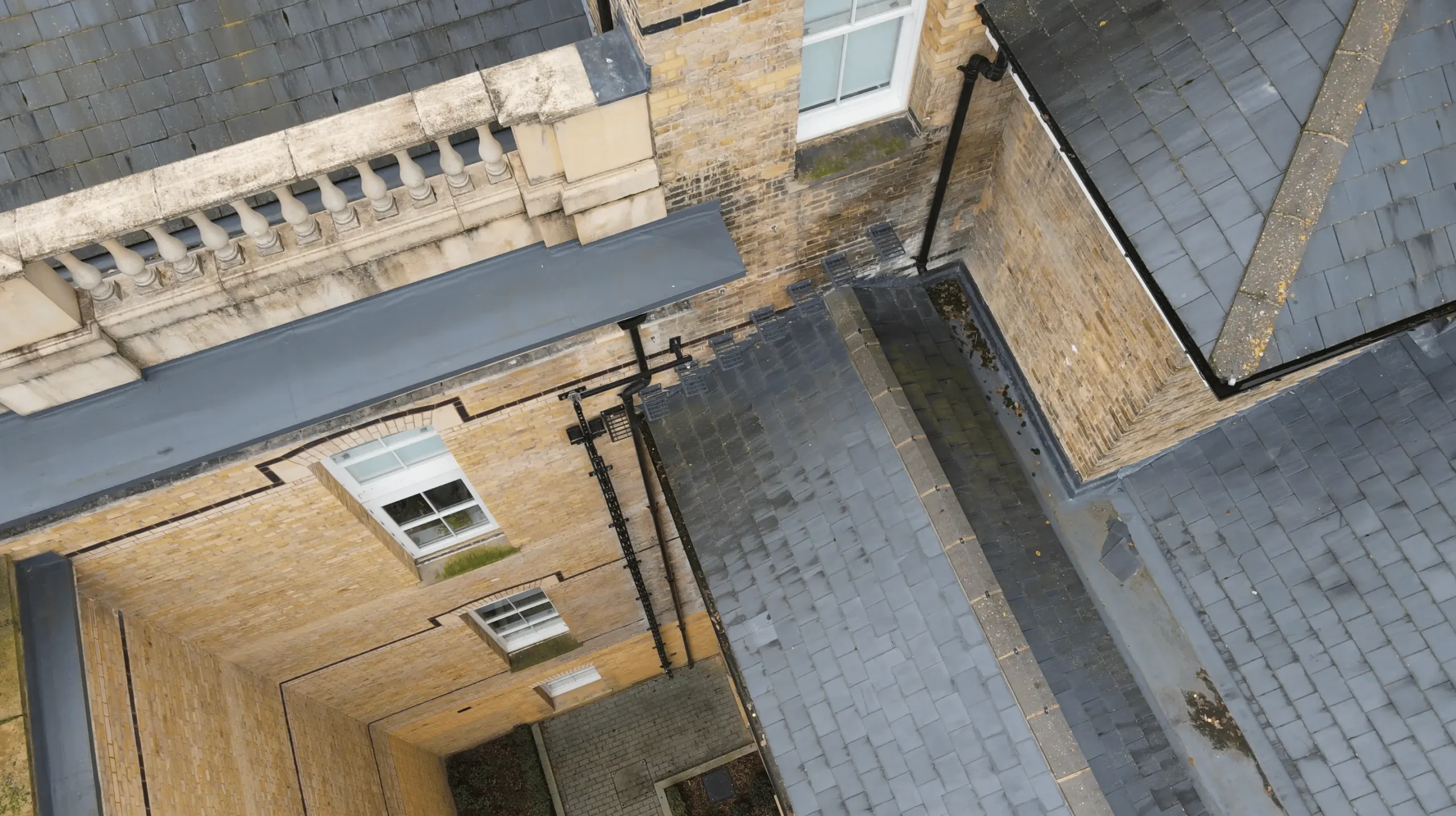 Drone building and facade survey of a commercial structure